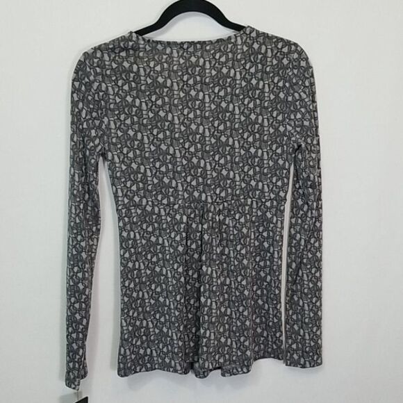 NWT Daisy Fuentes Empire Top XSmall - Picture 3 of 5